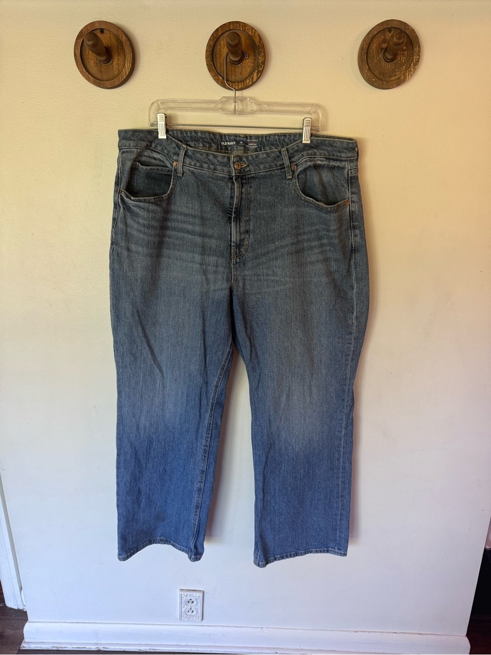 Old Navy Extra High-Rise curvy wide leg Women’s Jeans size 18 petite